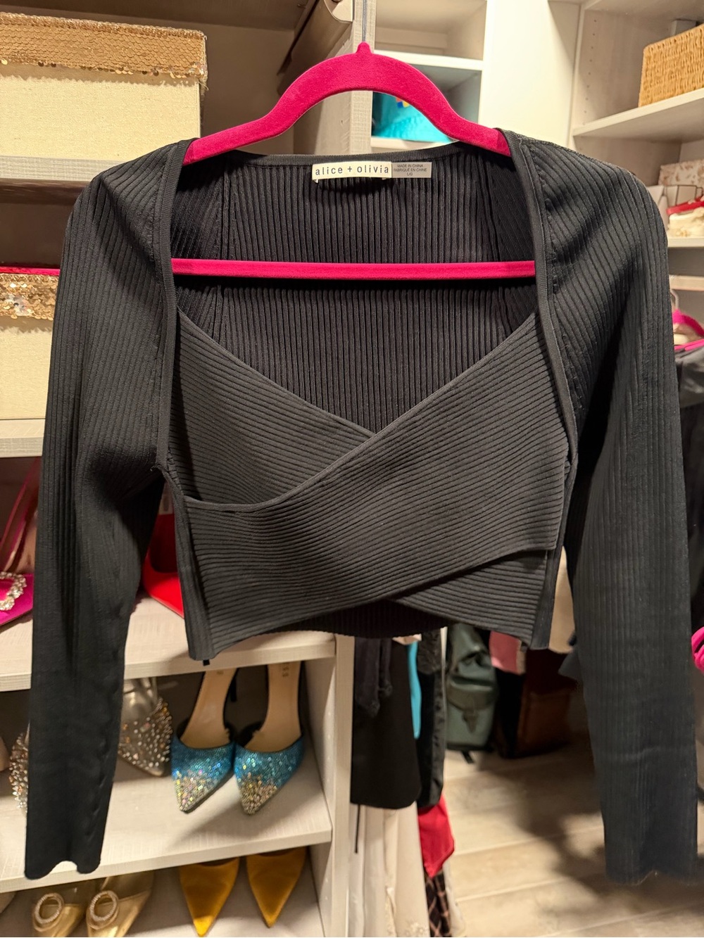 Alice + Olivia Black Ribbed Wrap-Front Long-Sleeve Crop Top